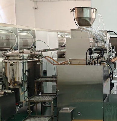 آلة الكبسولة الهلامية الناعمة مع مضخة قياس مستقل سرعة التدحرج 1-3.5rpm